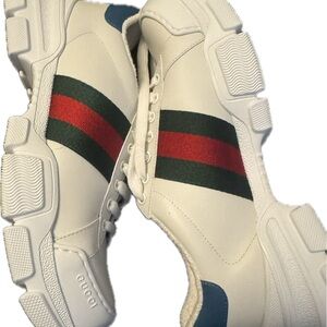 Gucci white Sneakers with Red and Green Stripes